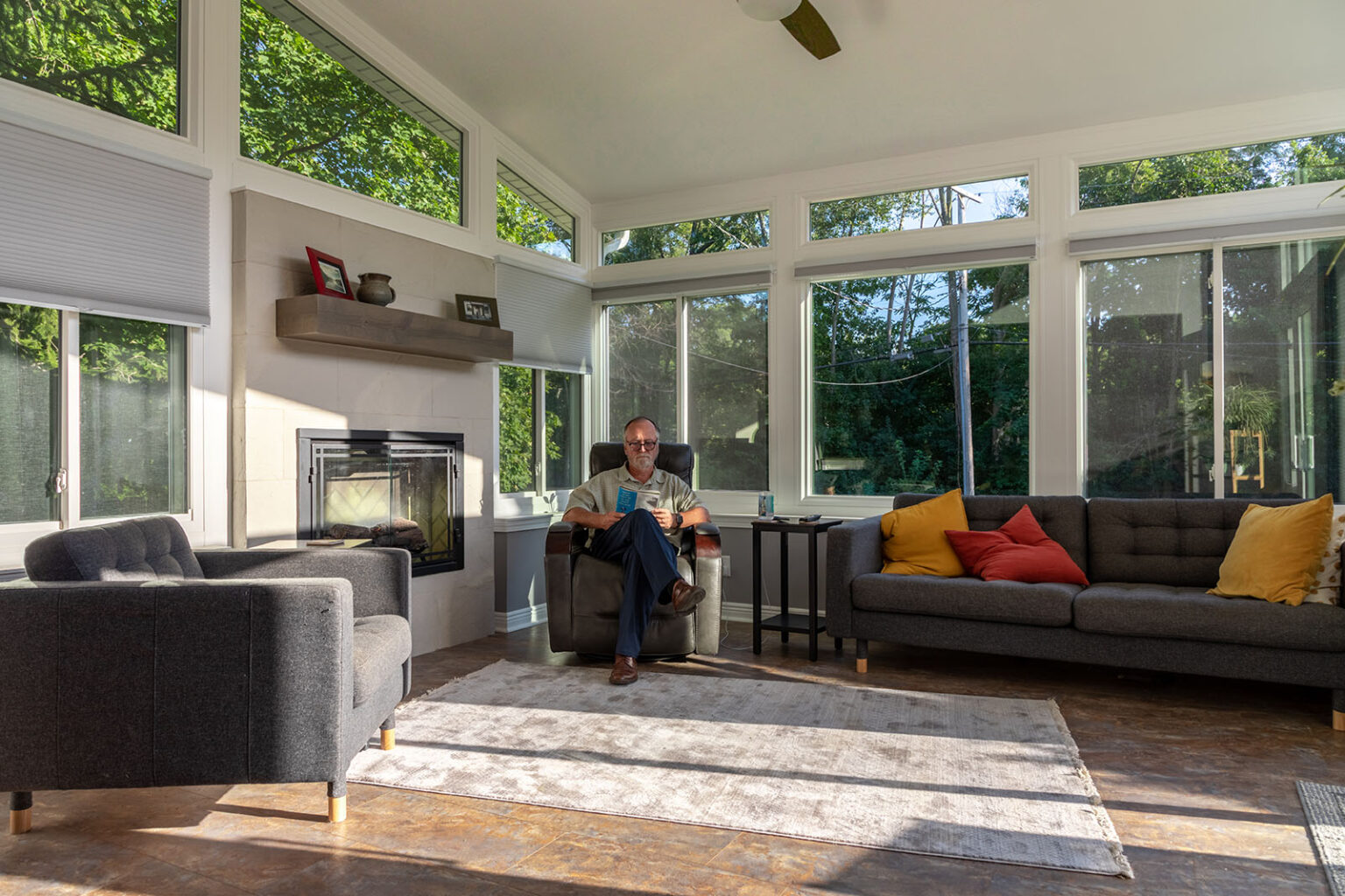 Sunroom Addition Cost Can I Afford It? 2022 Price Guide